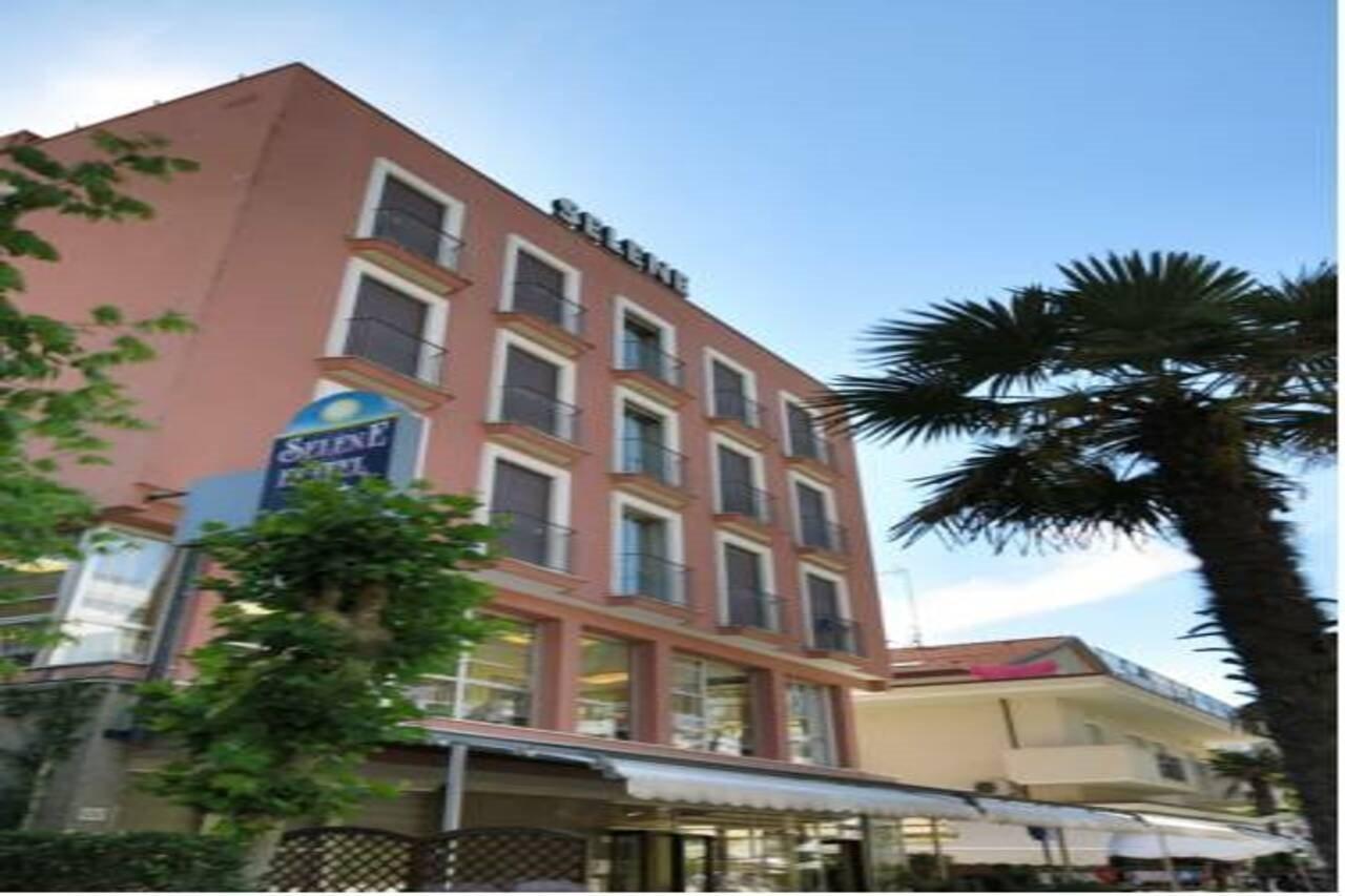 Hotel Selene - Vista Mare 리치오네 외부 사진