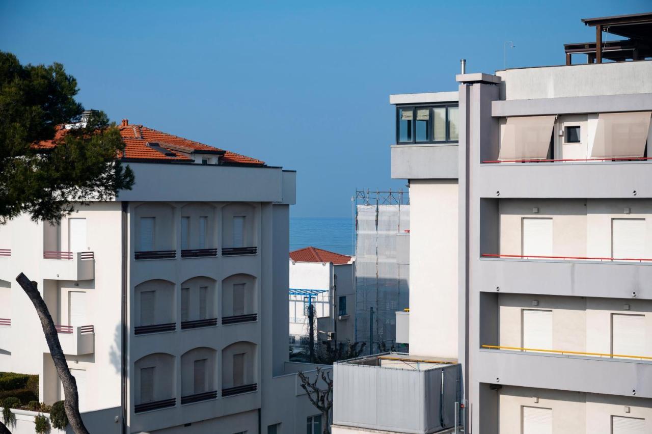 Hotel Selene - Vista Mare 리치오네 외부 사진