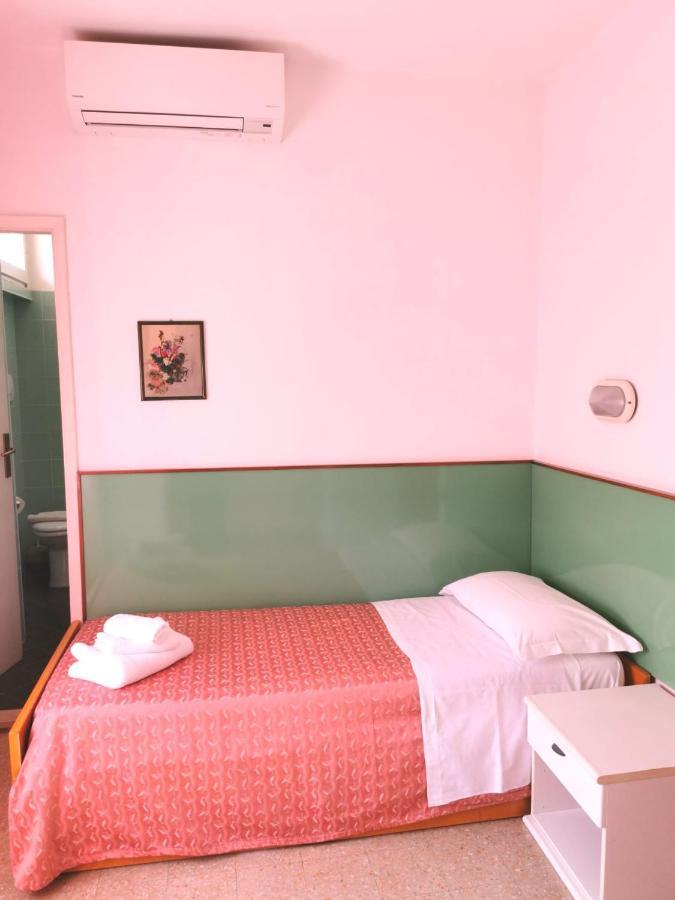 Hotel Selene - Vista Mare 리치오네 객실 사진