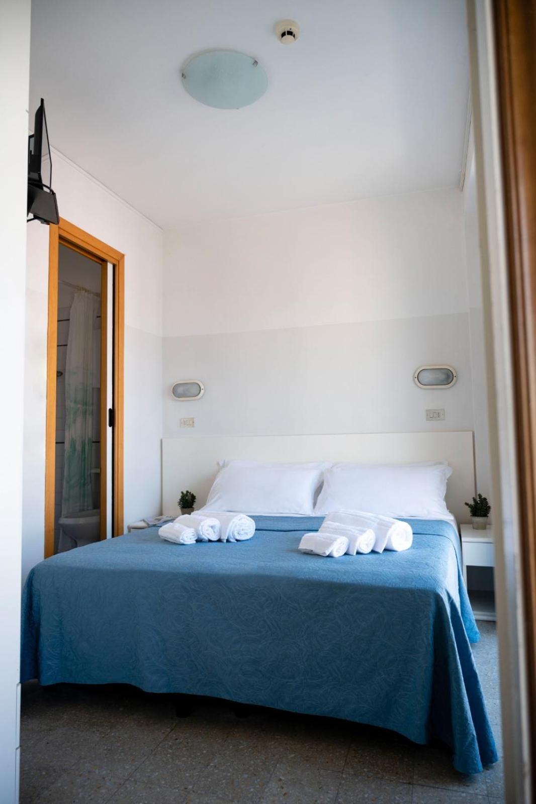 Hotel Selene - Vista Mare 리치오네 객실 사진